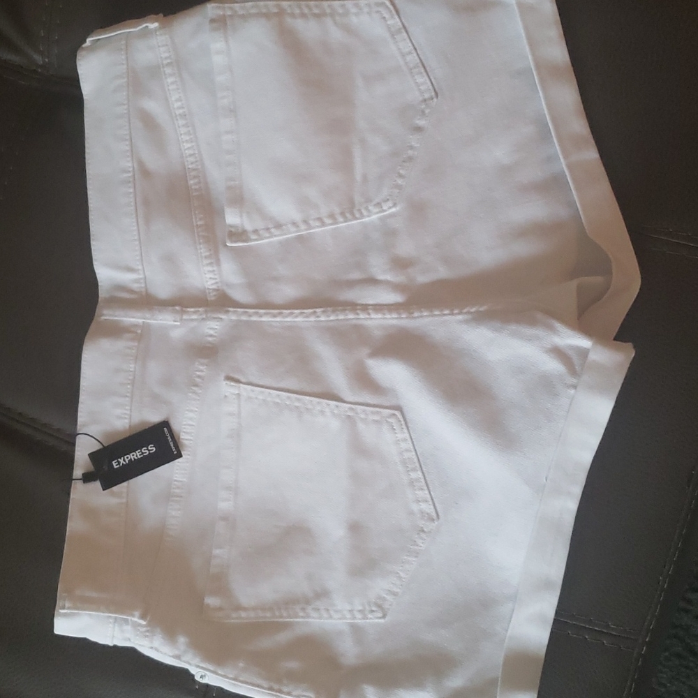 White Mid Rise Shorts - Picture 6 of 7